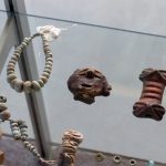 道南は縄文遺跡の宝庫。若い頃から集めた品々を展示。